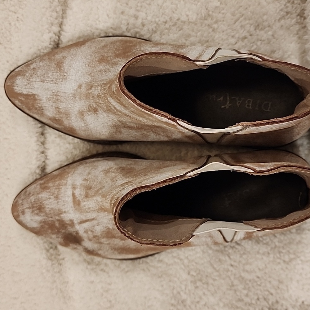 Diba Women's Ankle Boots - Cream and Brown Distressed Sz 6.5 - PRE-LOVED - Picture 3 of 5